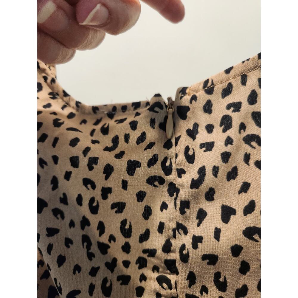 Leopard Print Summer Romper - Picture 6 of 7